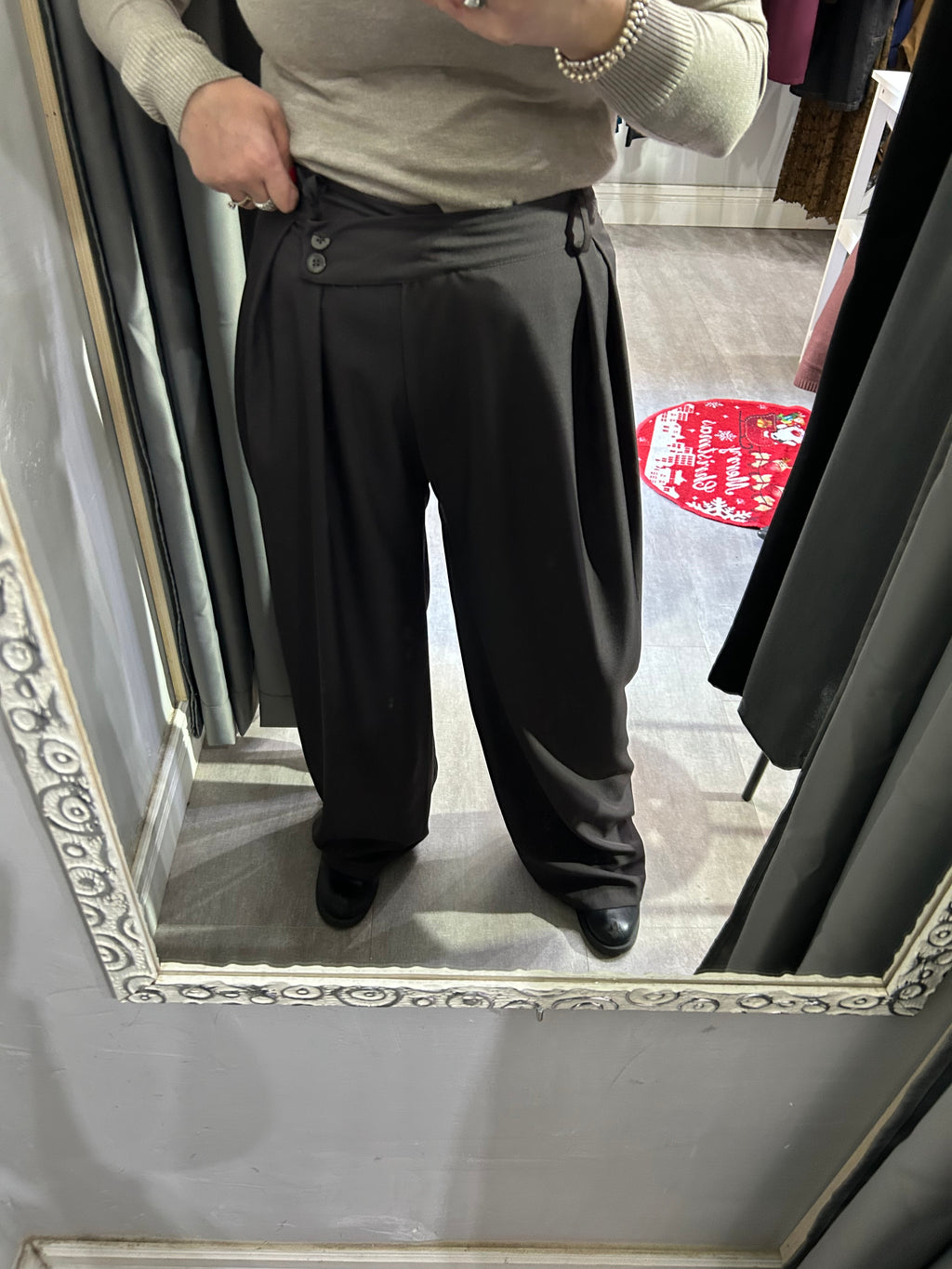 Pantalone asimmetrico