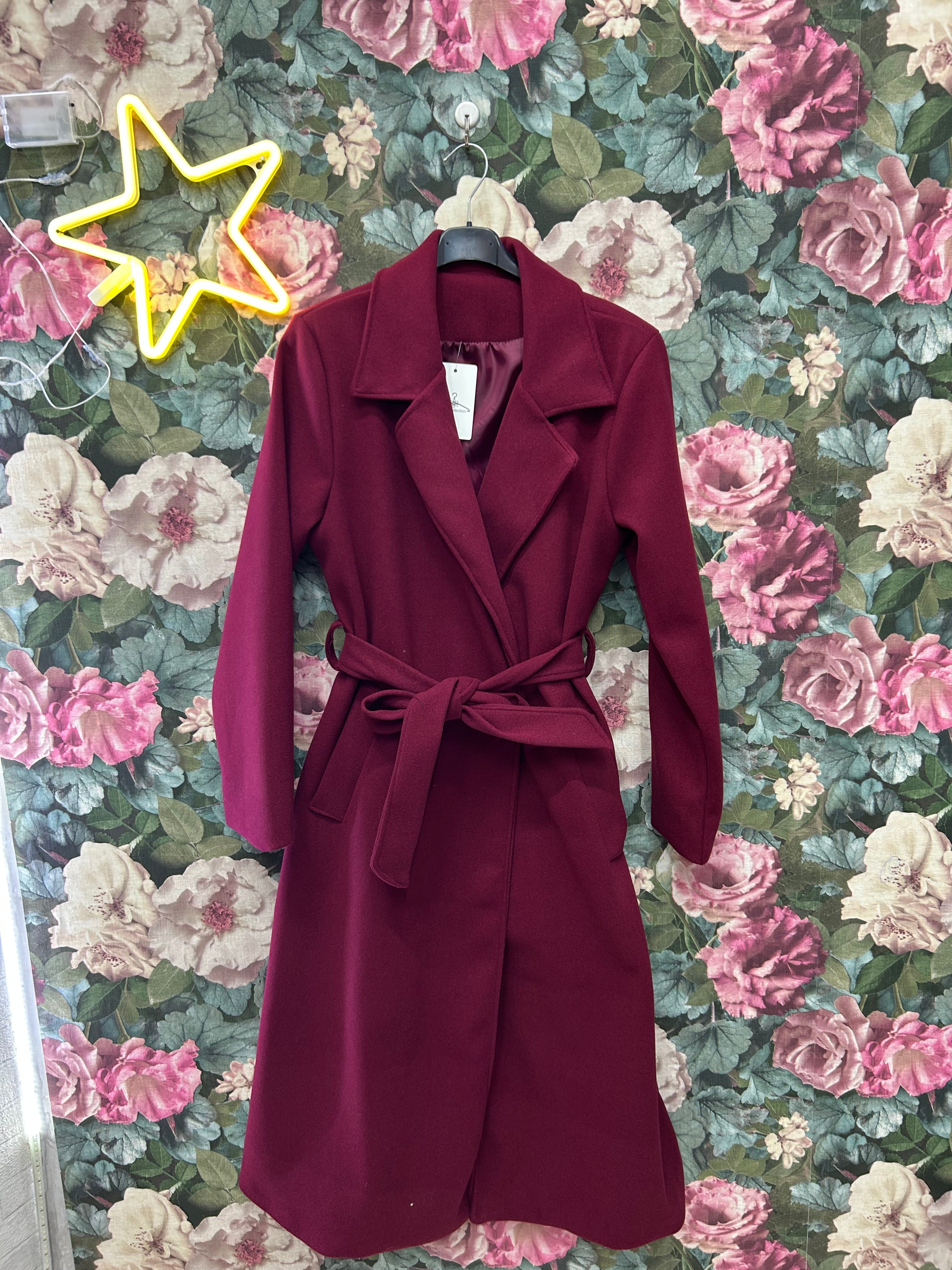 Cappotto con cintura