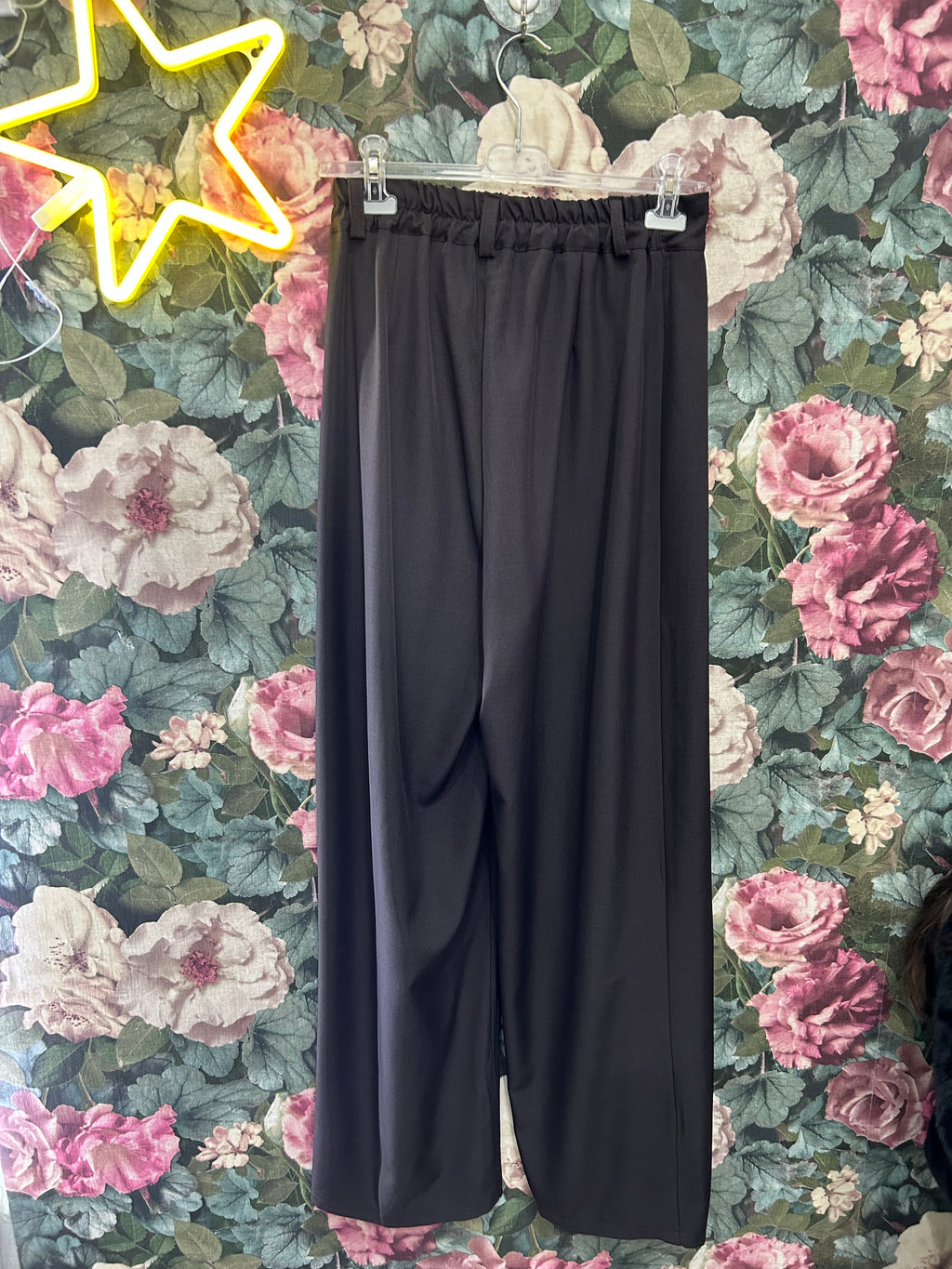 Pantalone asimmetrico