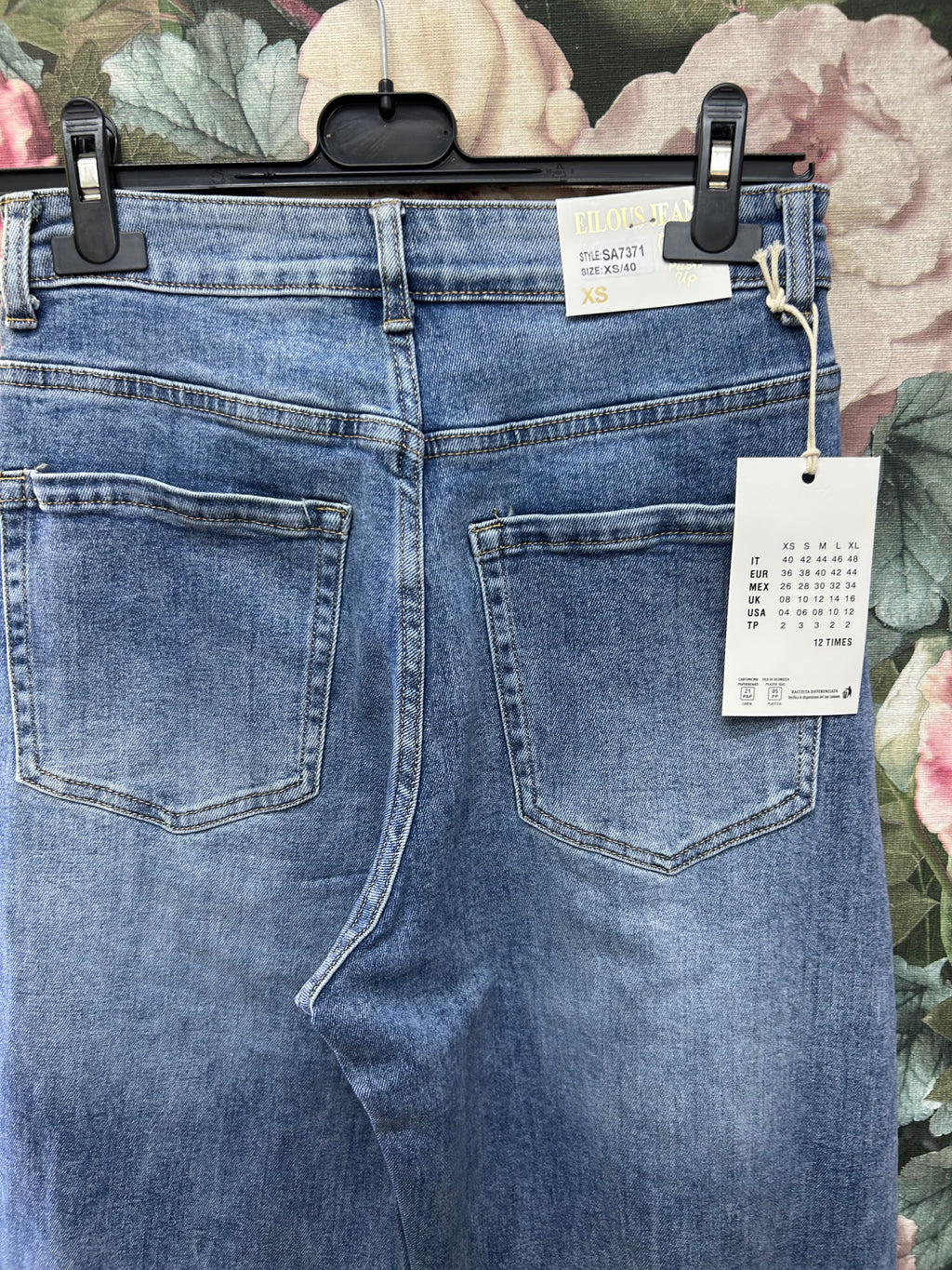 Denim Balloon push uo