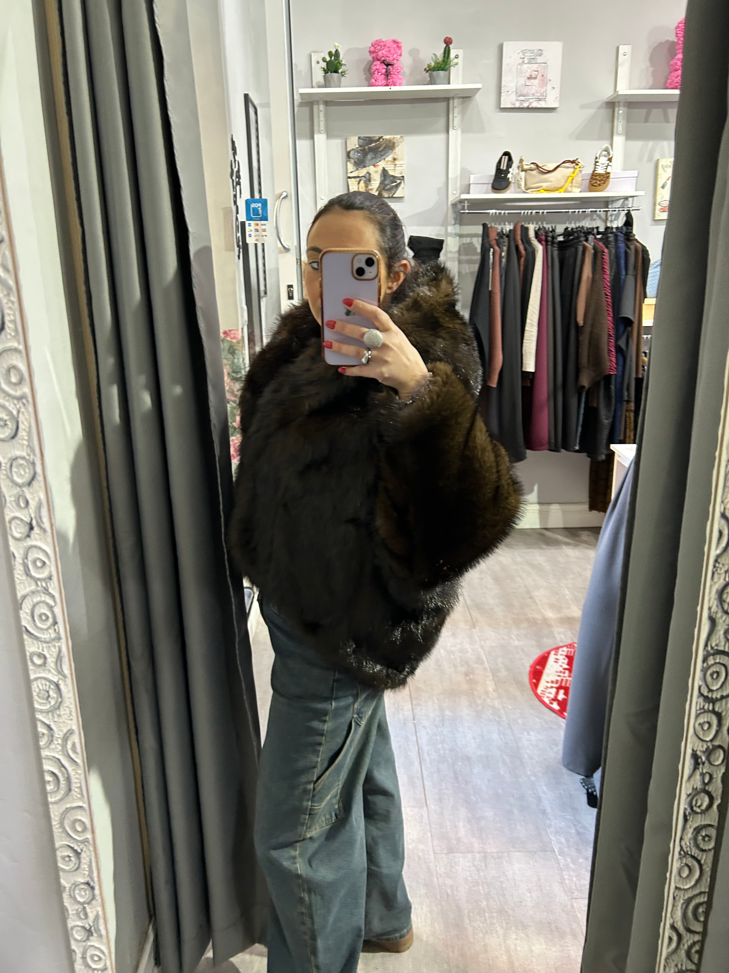 Pelliccia asimmetrica